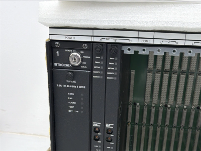 شاسی اصلی 8110 Triconex 3000603-100 (Schneider Electric/Invensys)